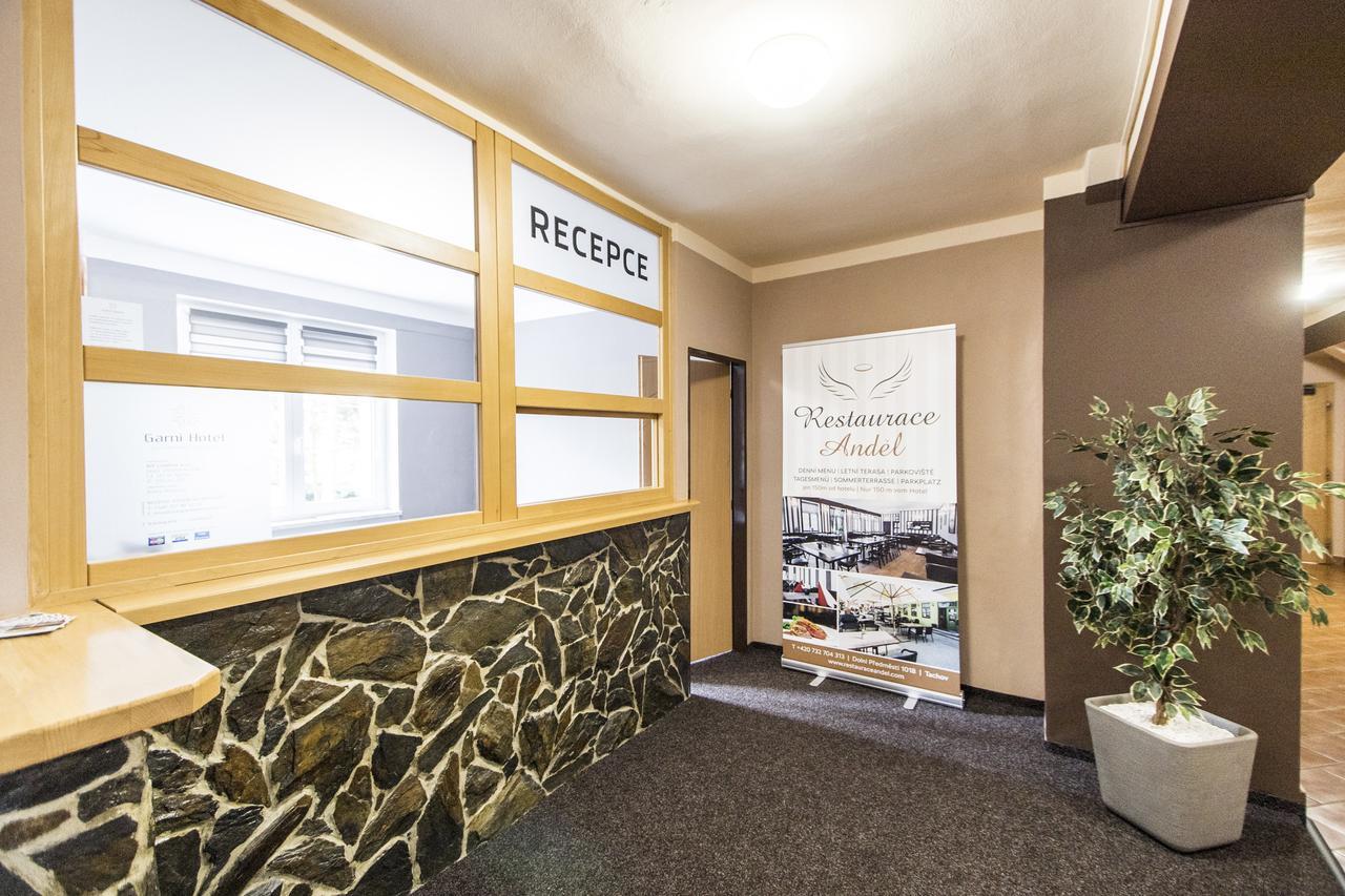 Garni Hotel Tachov タホフ エクステリア 写真