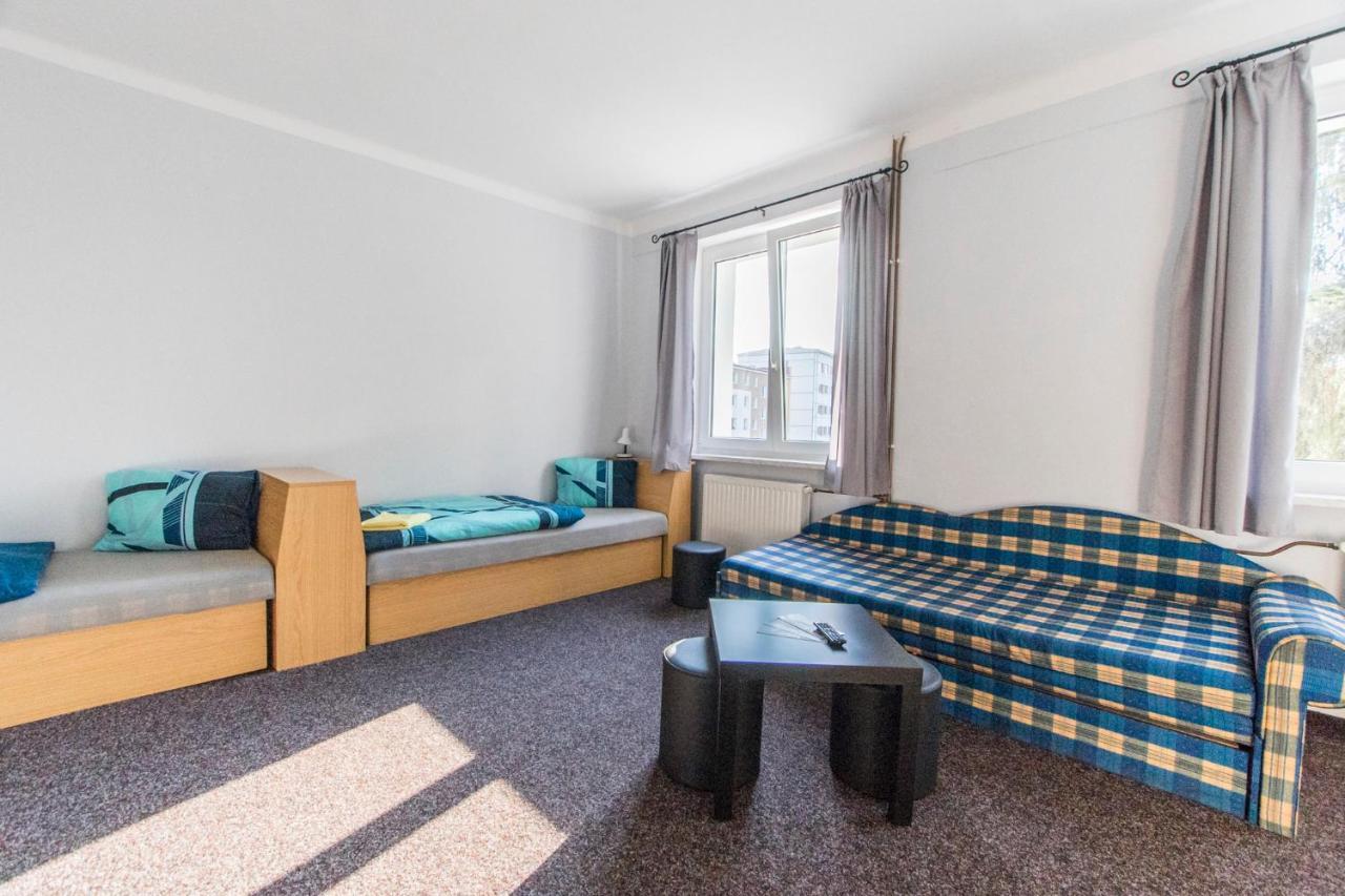 Garni Hotel Tachov タホフ エクステリア 写真