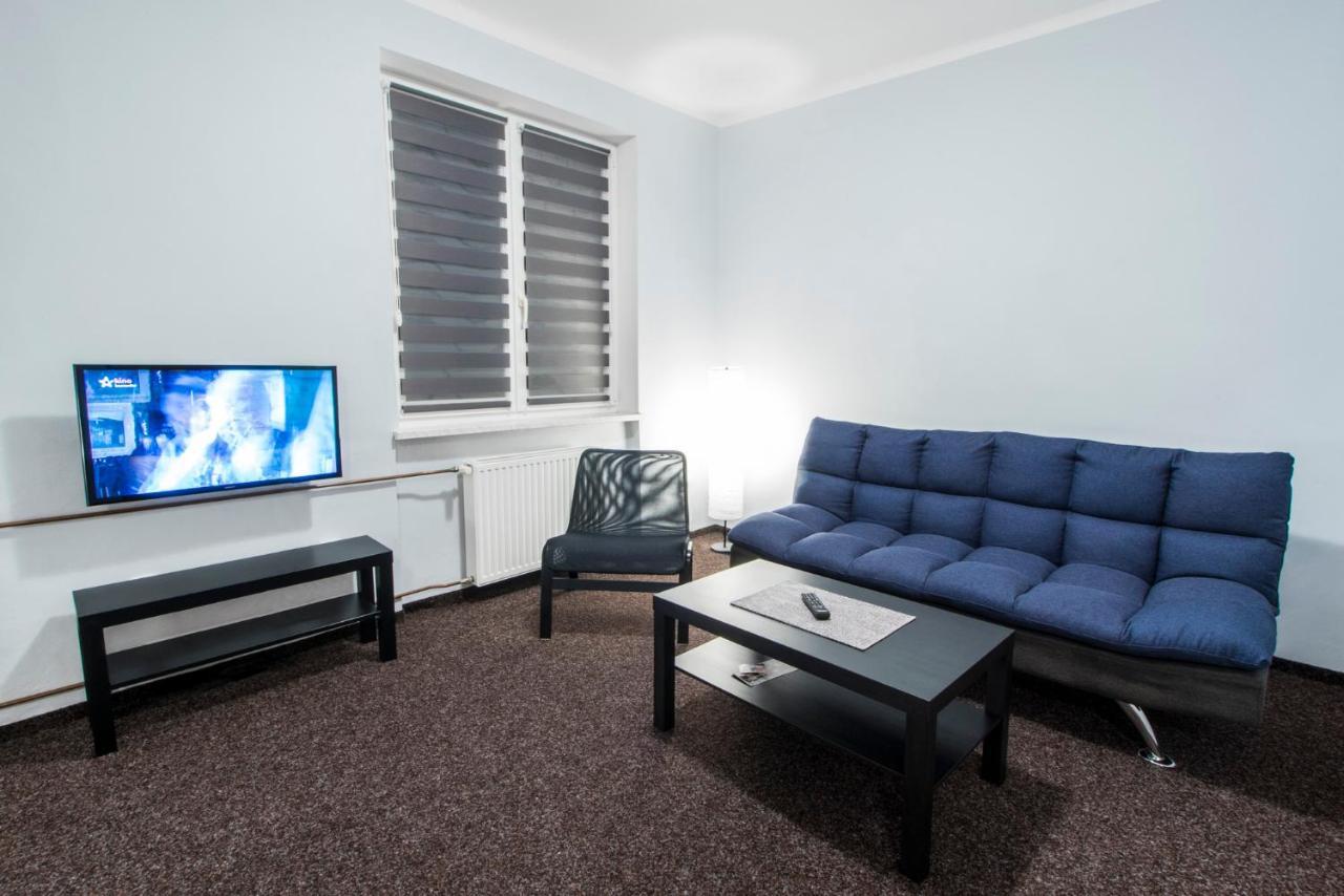 Garni Hotel Tachov タホフ エクステリア 写真