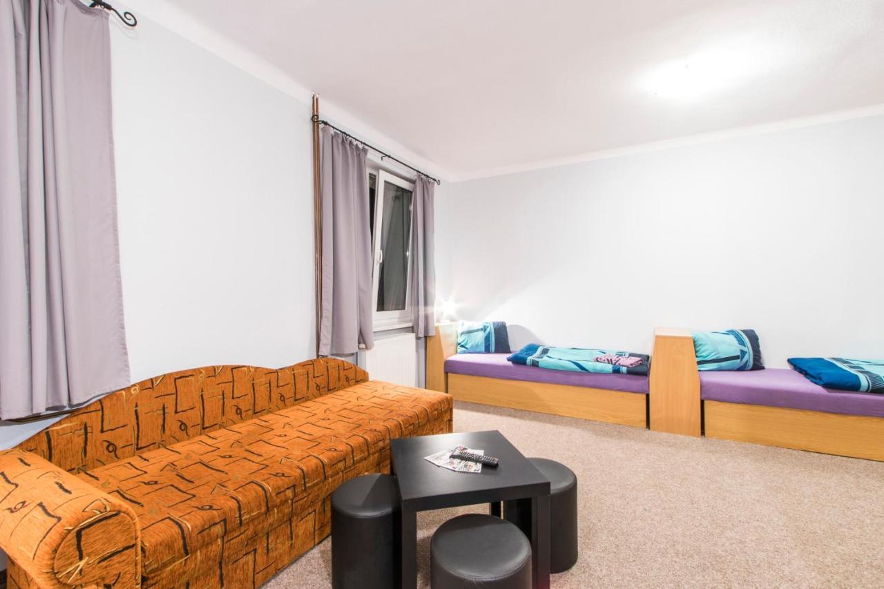Garni Hotel Tachov タホフ エクステリア 写真